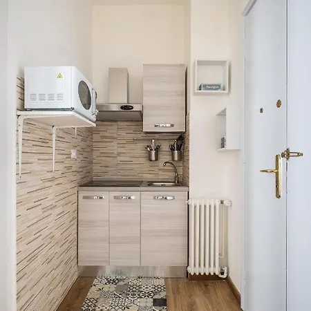 Studio 24 - & Business Apartment Bologna